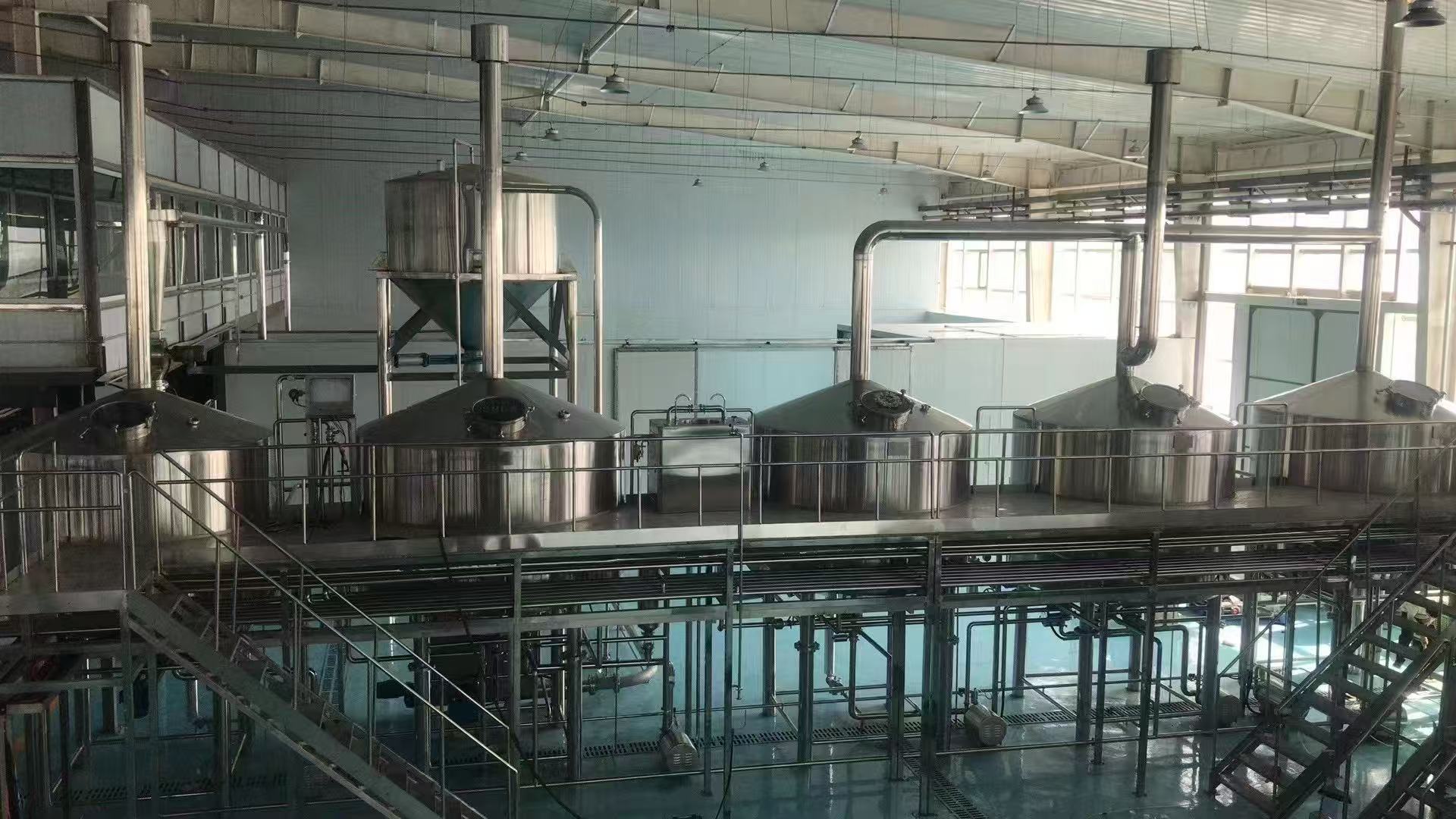 宾阳精酿啤酒设备厂—精酿啤酒设备主要生产工艺与核心技术